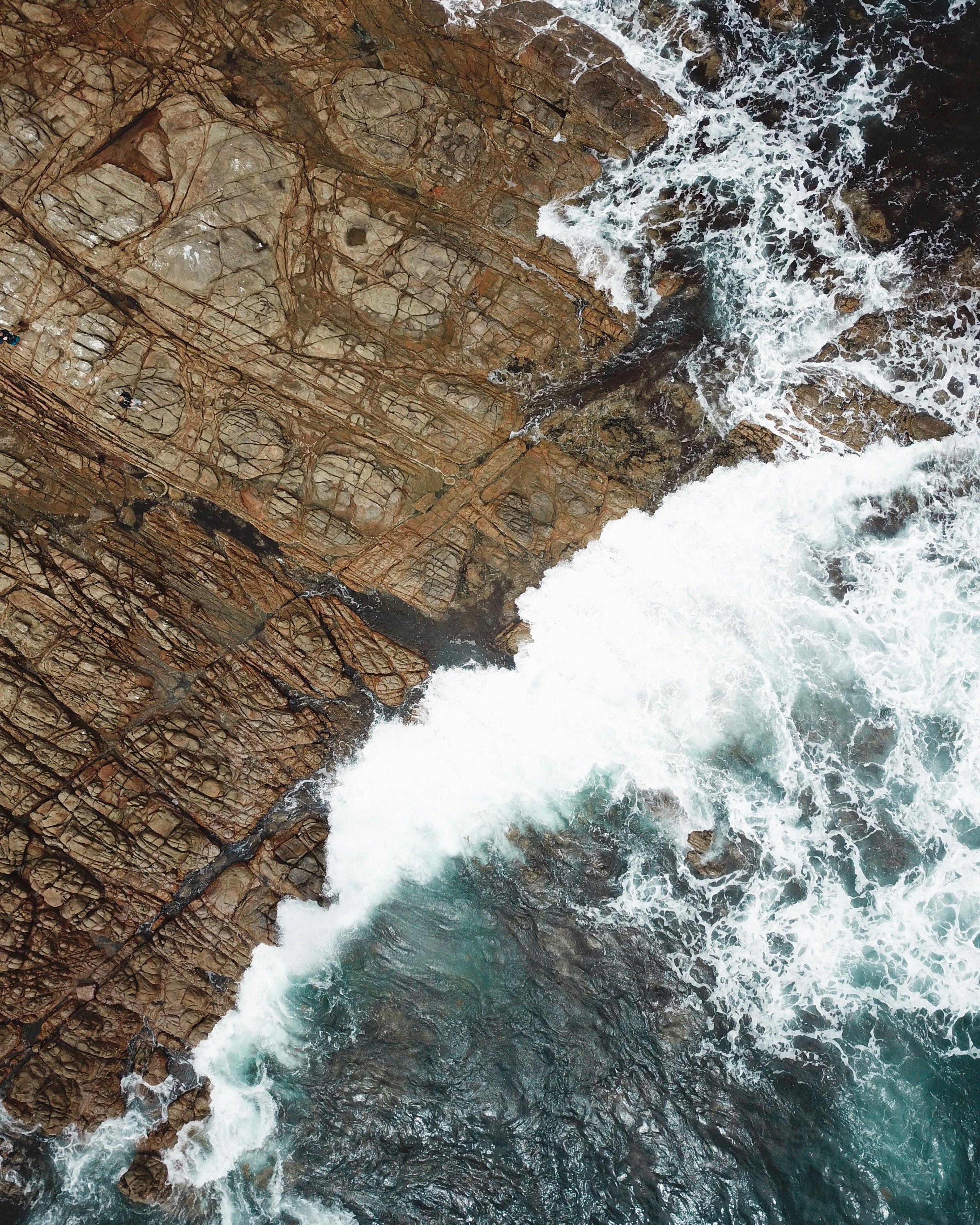 bird's-eye view photography of seashore